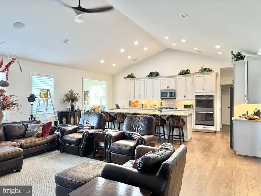 201 Saratoga Woods Ln, Stafford, VA 22556 - #3