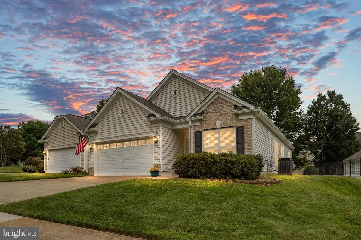 7 Dayton Cir, Fredericksburg, VA 22406 - #1