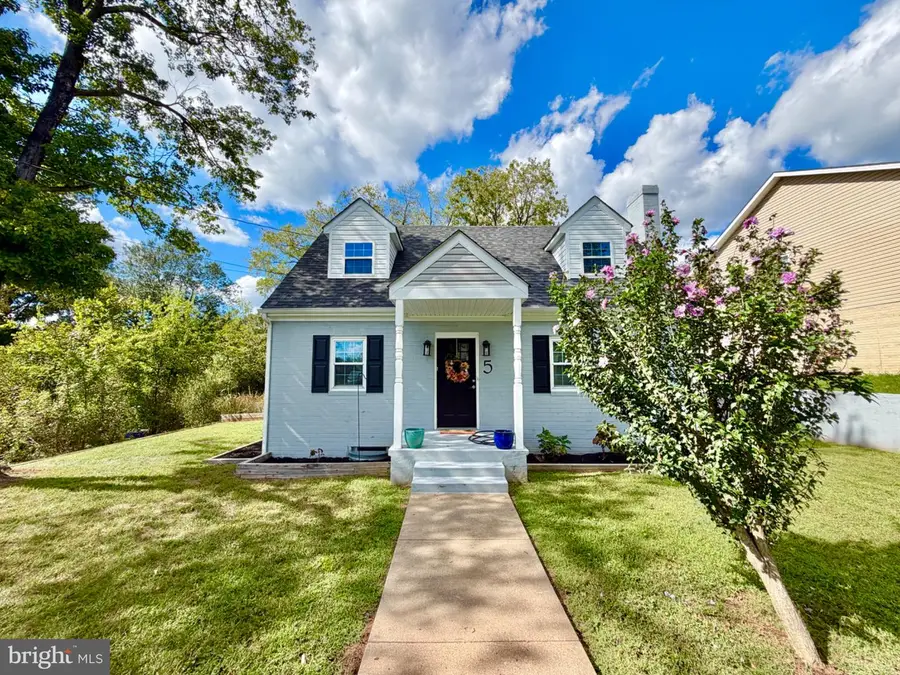 5 Graham St, Fredericksburg, VA 22405 - #2