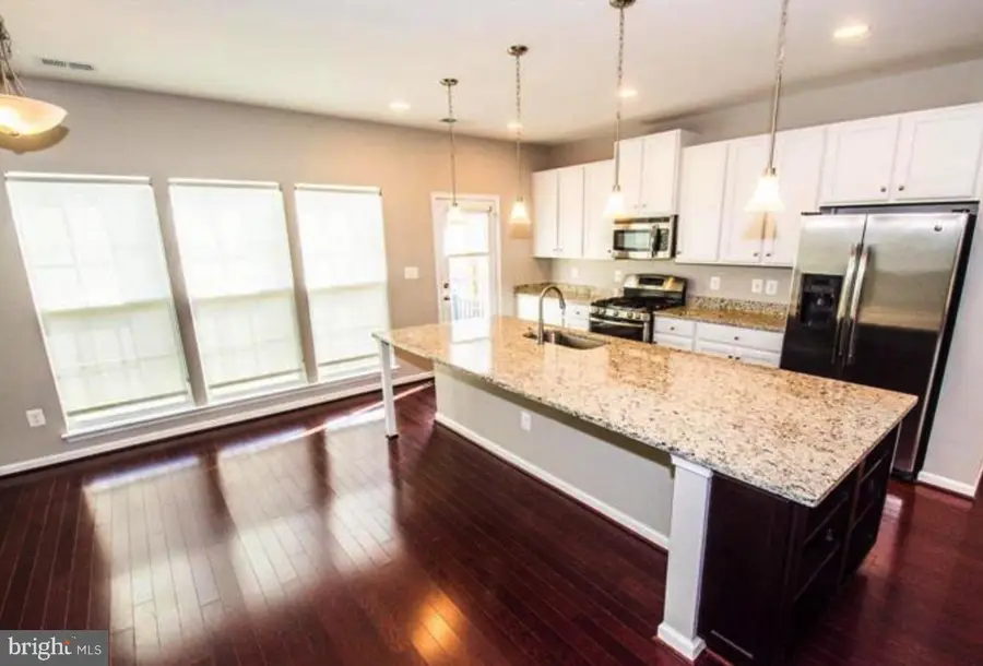 207 Almond Dr, Stafford, VA 22554 - #3