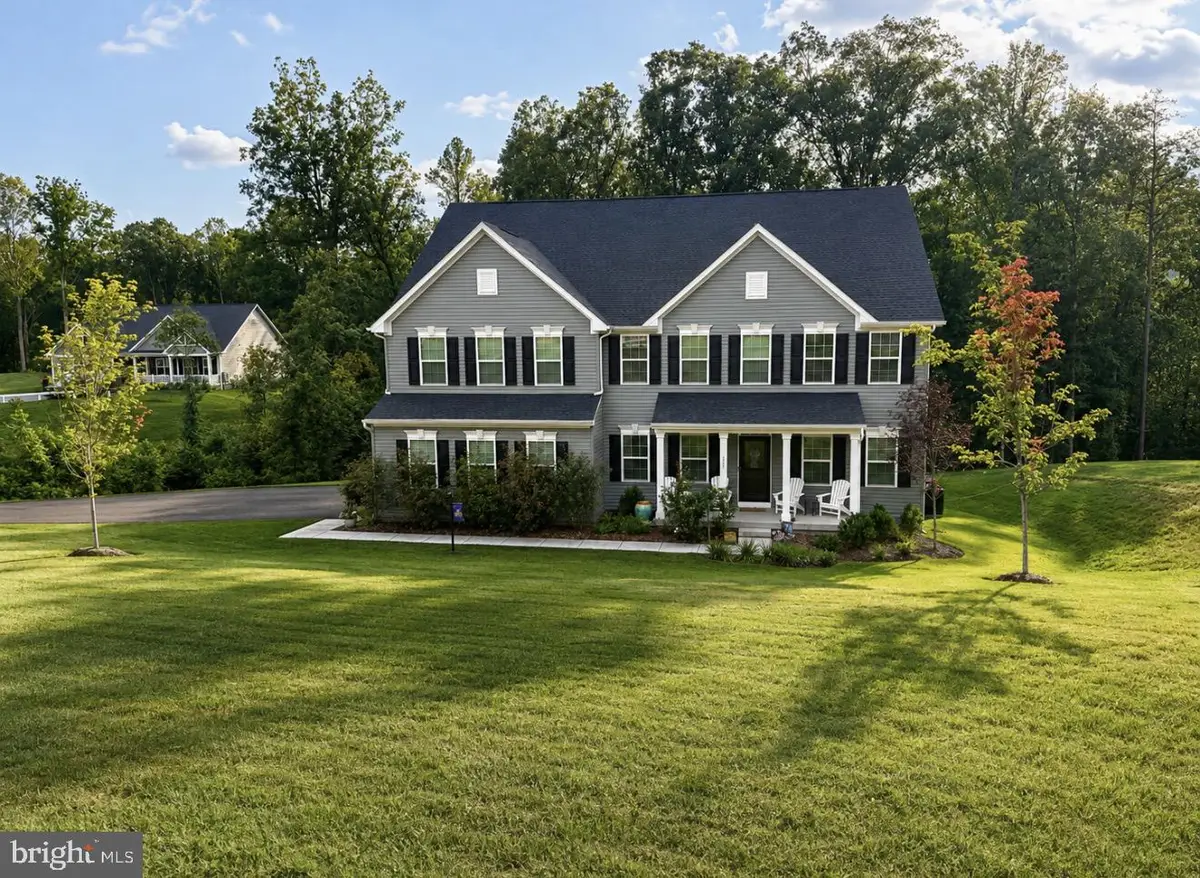 121 Lake Bluff Ct, Fredericksburg, VA 22406 - #1