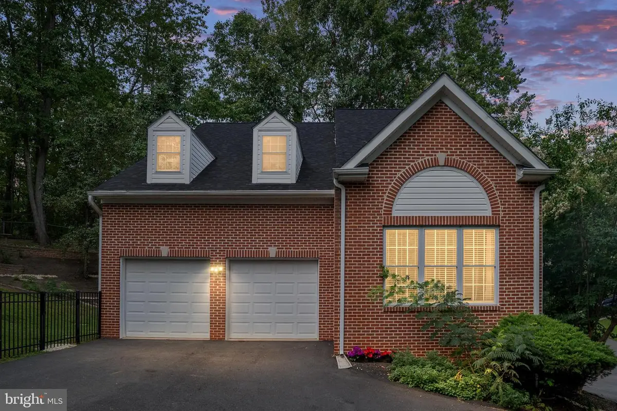 2311 Harpoon Dr, Stafford, VA 22554 - #1