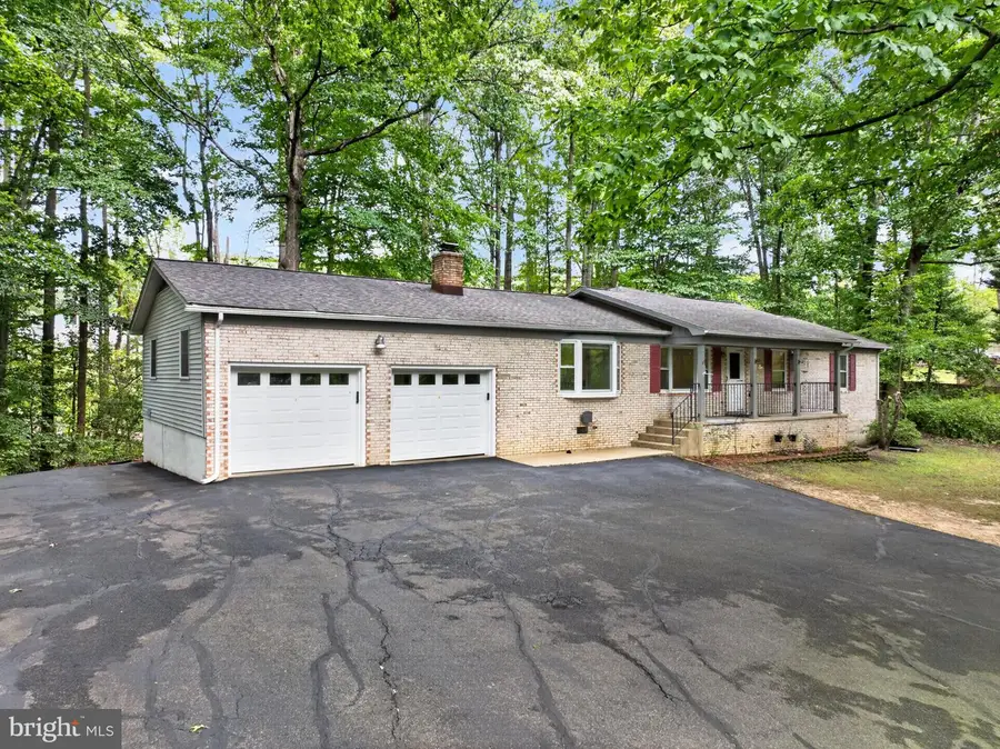 23 Greenridge Dr, Stafford, VA 22554 - #2