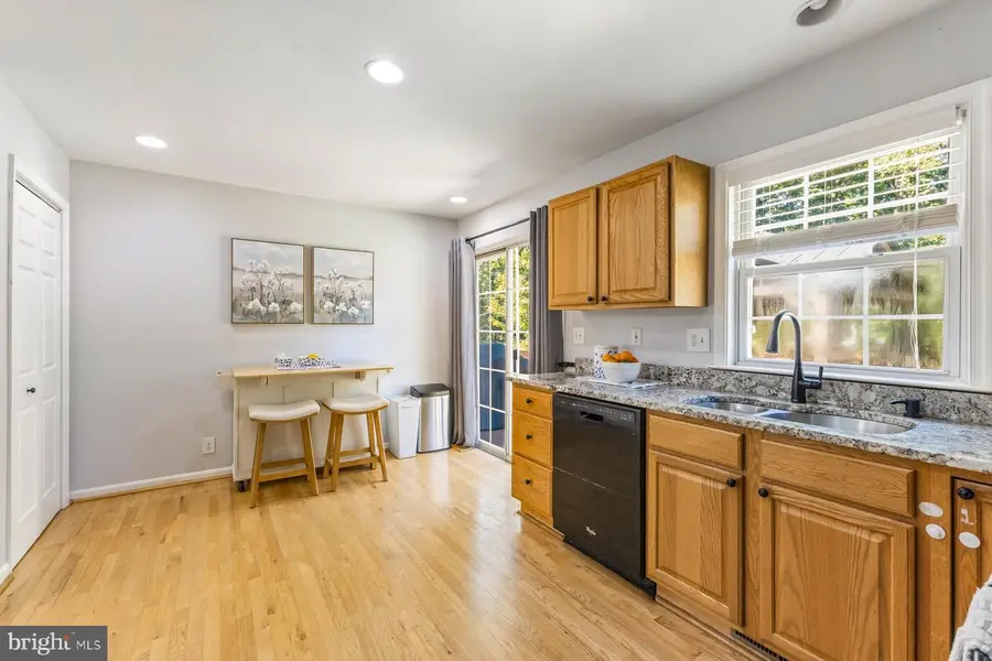 1069 Lakeview Dr, Stafford, VA 22556 - #3