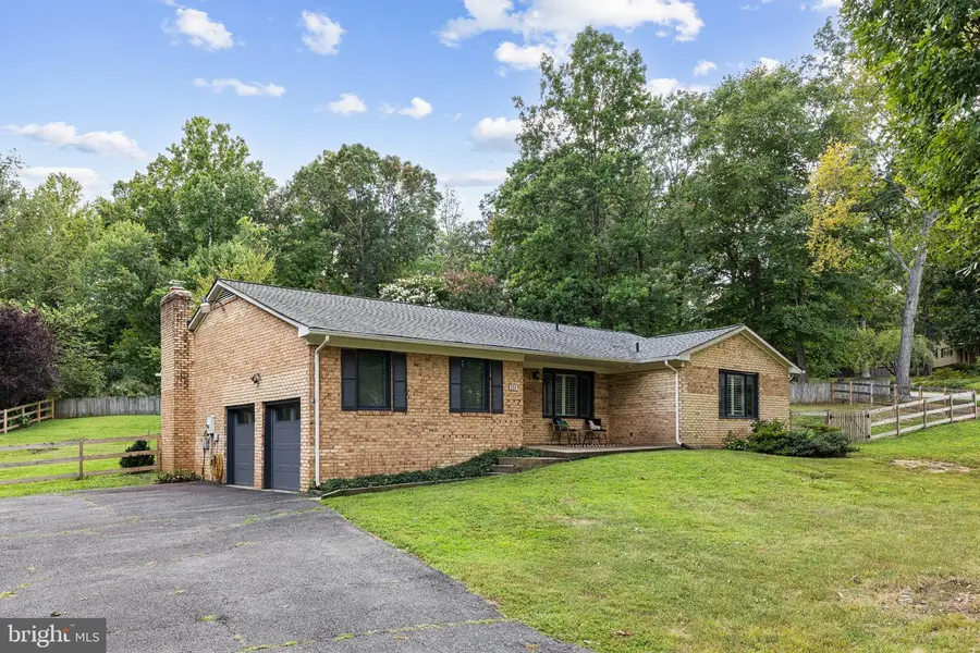 534 Cumberland Rd, Fredericksburg, VA 22405 - #2