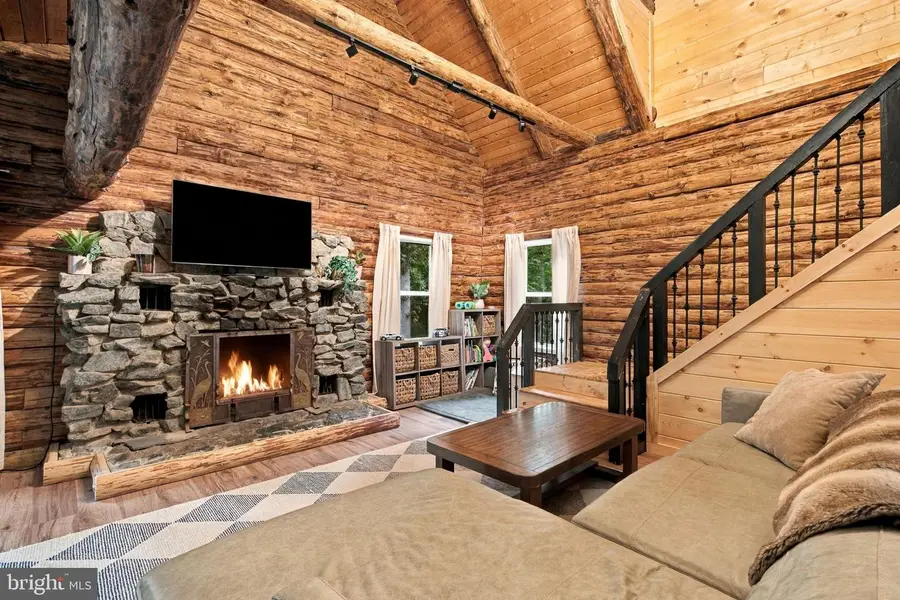 24 Winslow Rd, Fredericksburg, VA 22406 - #3