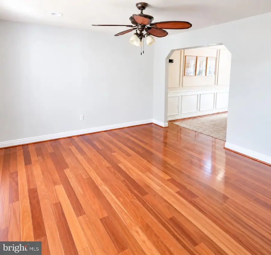 40 Rocky Way Dr, Stafford, VA 22554 - #2