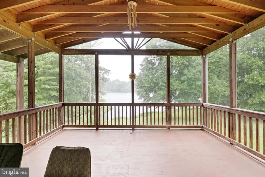 1022 Lakeview Dr, Stafford, VA 22556 - #3