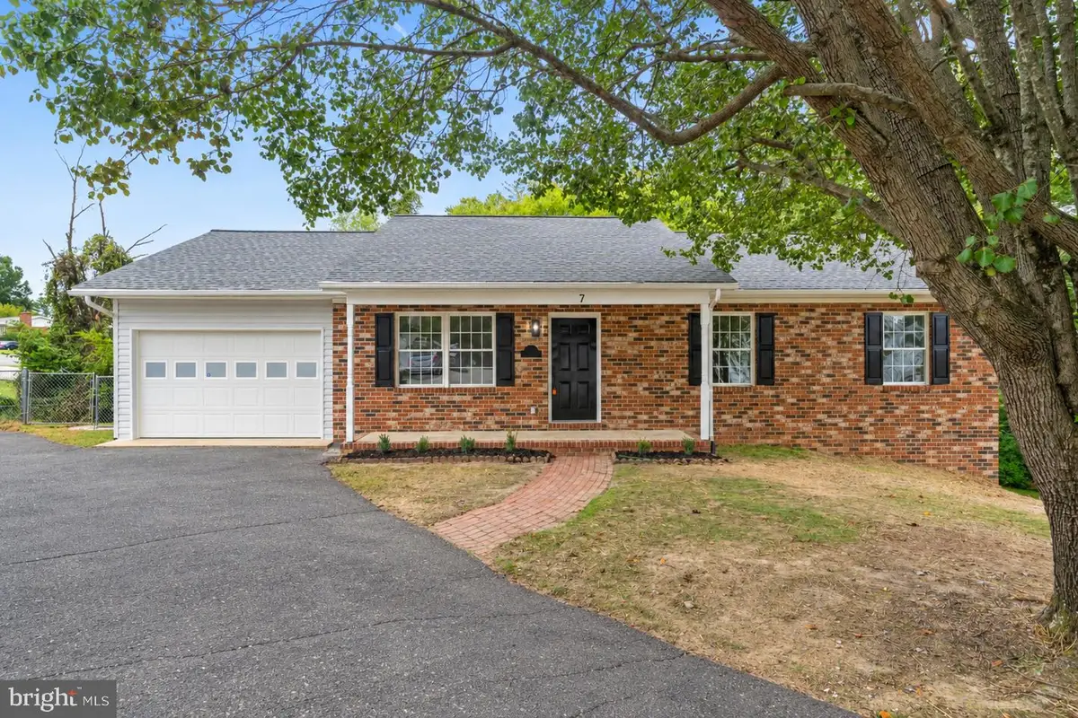 7 Payton Ct, Fredericksburg, VA 22405 - #1
