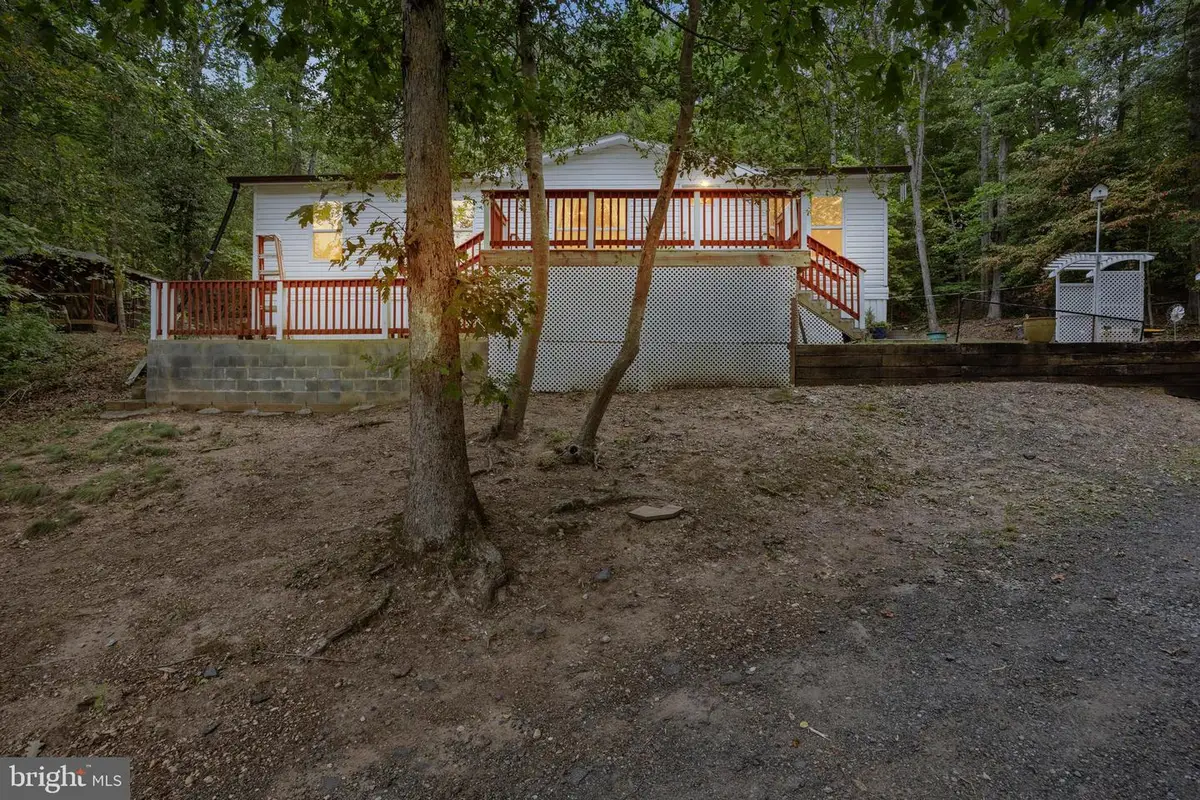 228 Norman Rd, Stafford, VA 22554 - #1