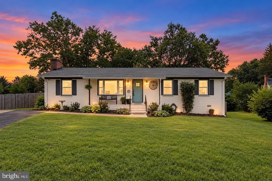 714 Scott Dr, Fredericksburg, VA 22405 - #2
