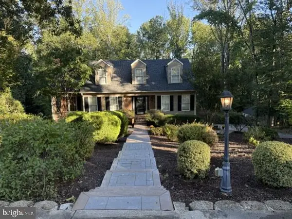 8 Eagle Ct, FREDERICKSBURG, VA 22405