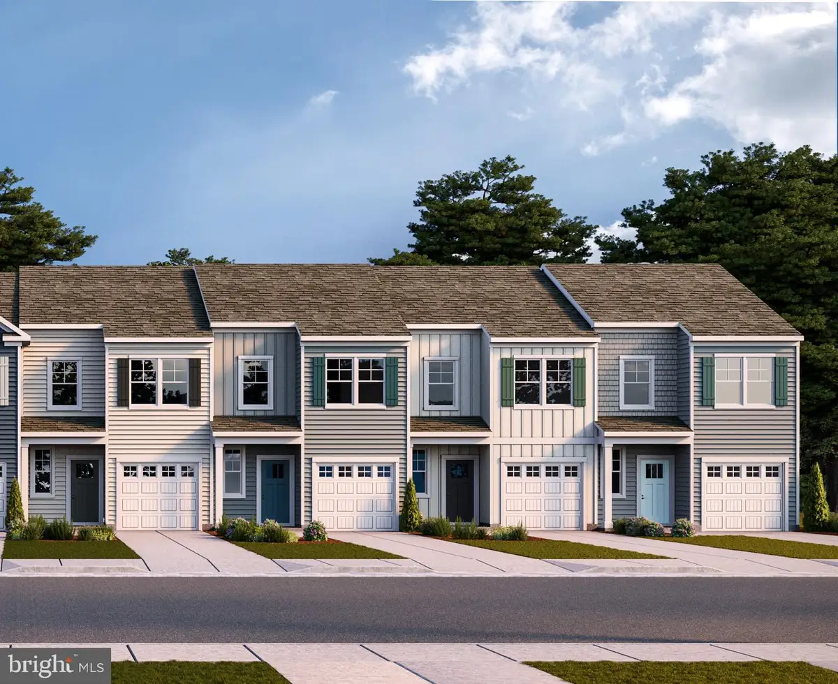 248 Camden Dr, Waynesboro, VA 22980 - Image #1