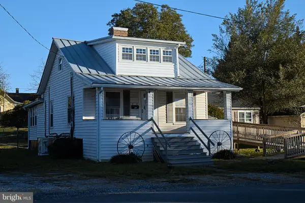 556 Sherwood Ave, WAYNESBORO, VA 22980