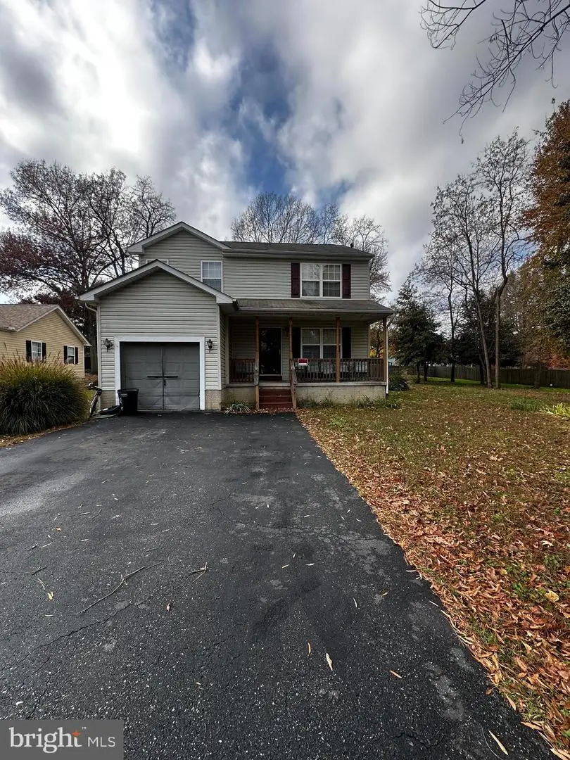 167 Dale Dr, Colonial Beach, VA 22443 - Image #1