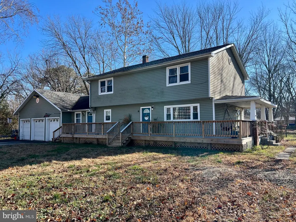 320 Cedar Ave, Colonial Beach, VA 22443 - Image #1