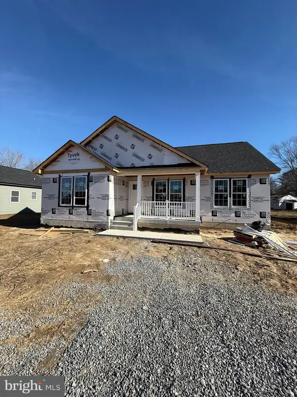 57 Otter Ln, MONTROSS, VA 22520