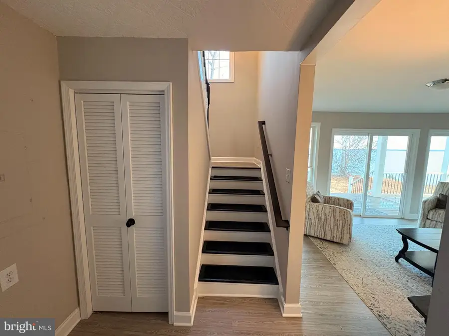 1077 N Independence Dr, Montross, VA 22520 - #3