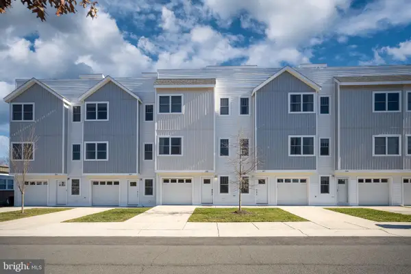 308 Douglas Ave, COLONIAL BEACH, VA 22443