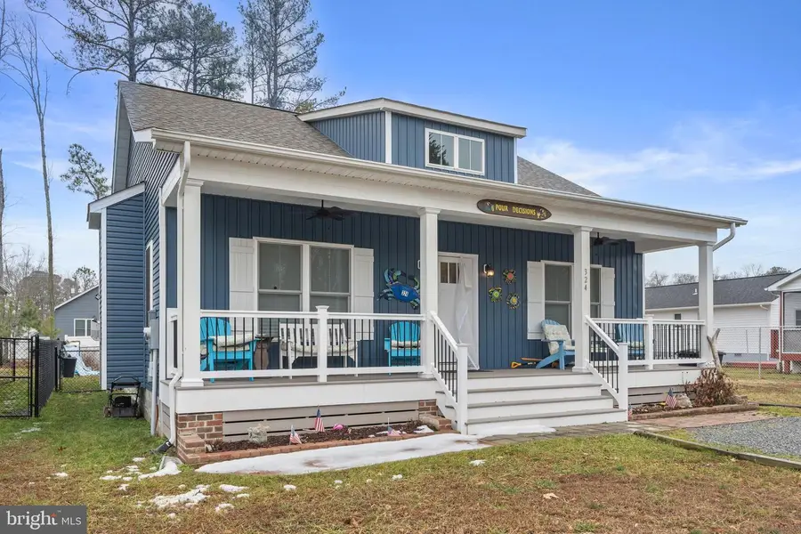 324 3rd St, Colonial Beach, VA 22443 - #3