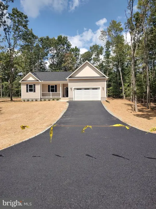 236 Pelican Way, MONTROSS, VA 22520