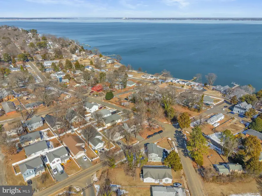 11 1st St, Colonial Beach, VA 22443 - #3