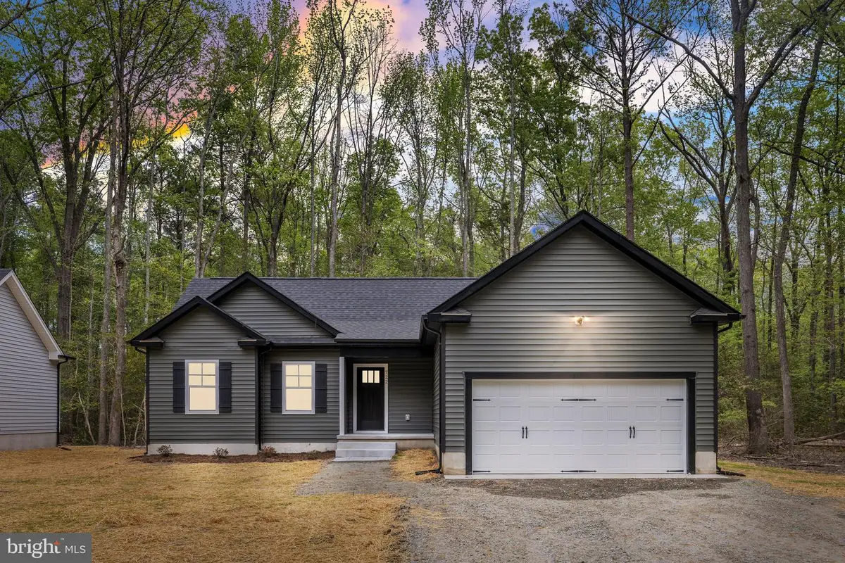 722 Circle Ln, Colonial Beach, VA 22443 - #1