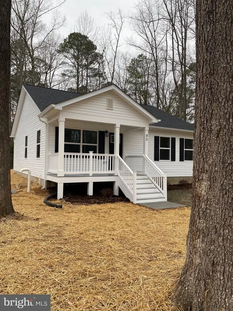 921 Jackson St, Colonial Beach, VA 22443 - #2