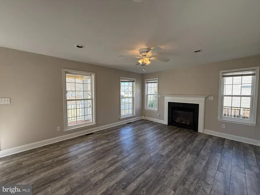 238 5th St, Colonial Beach, VA 22443 - #2