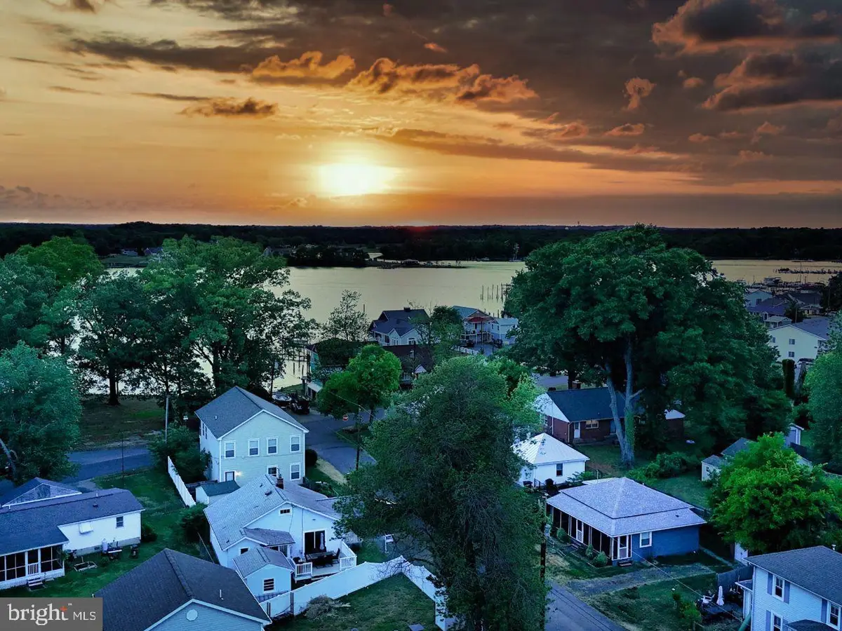 312 Vernon St, Colonial Beach, VA 22443 - #1