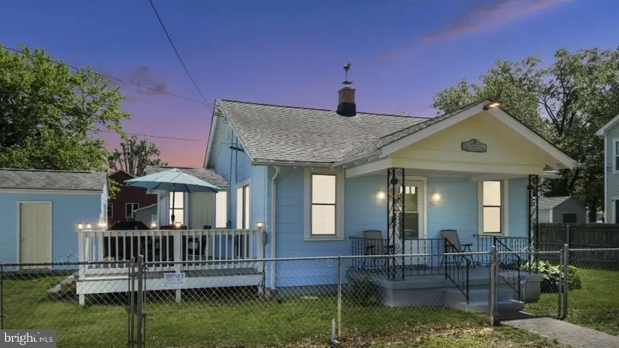 312 Vernon St, Colonial Beach, VA 22443 - #3