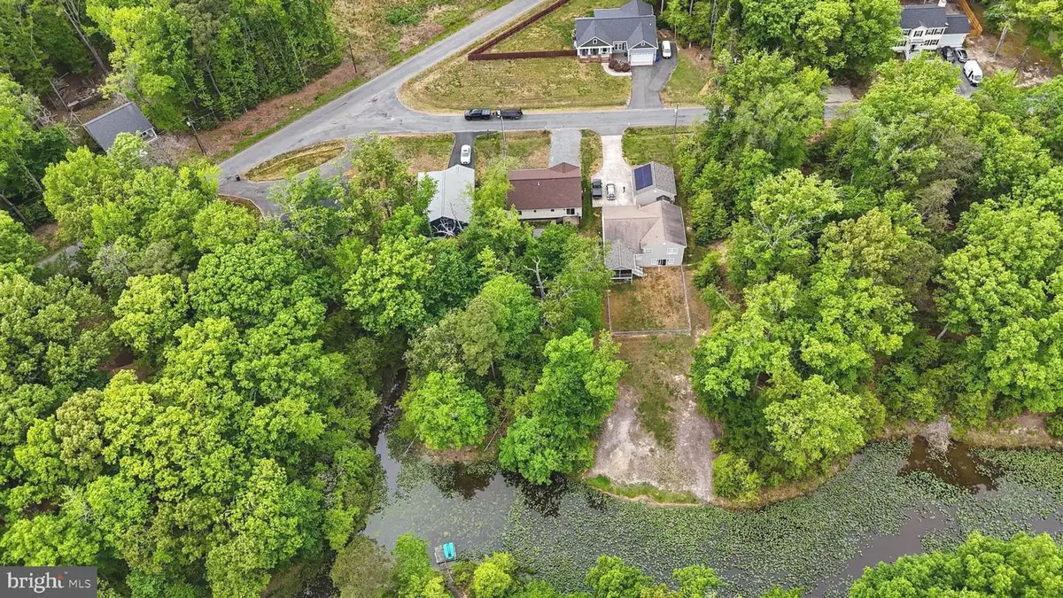 32 Placid Rd, Colonial Beach, VA 22443 - #1