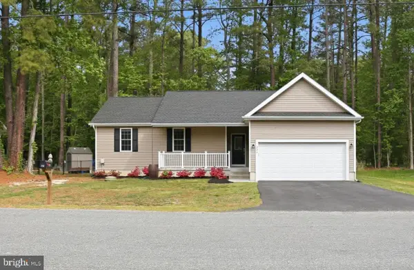 329 N Glebe Rd, MONTROSS, VA 22520