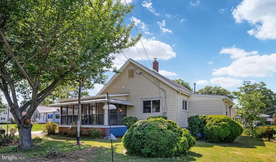 3304 Riverview Dr, Colonial Beach, VA 22443 - #3
