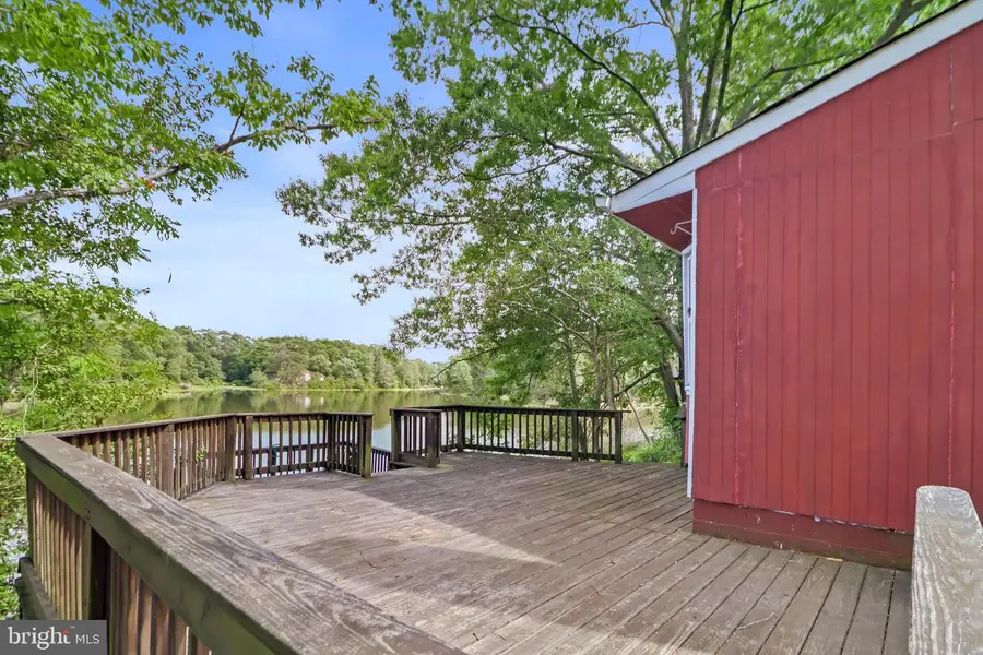 434 Mattox Ave, Colonial Beach, VA 22443 - #2