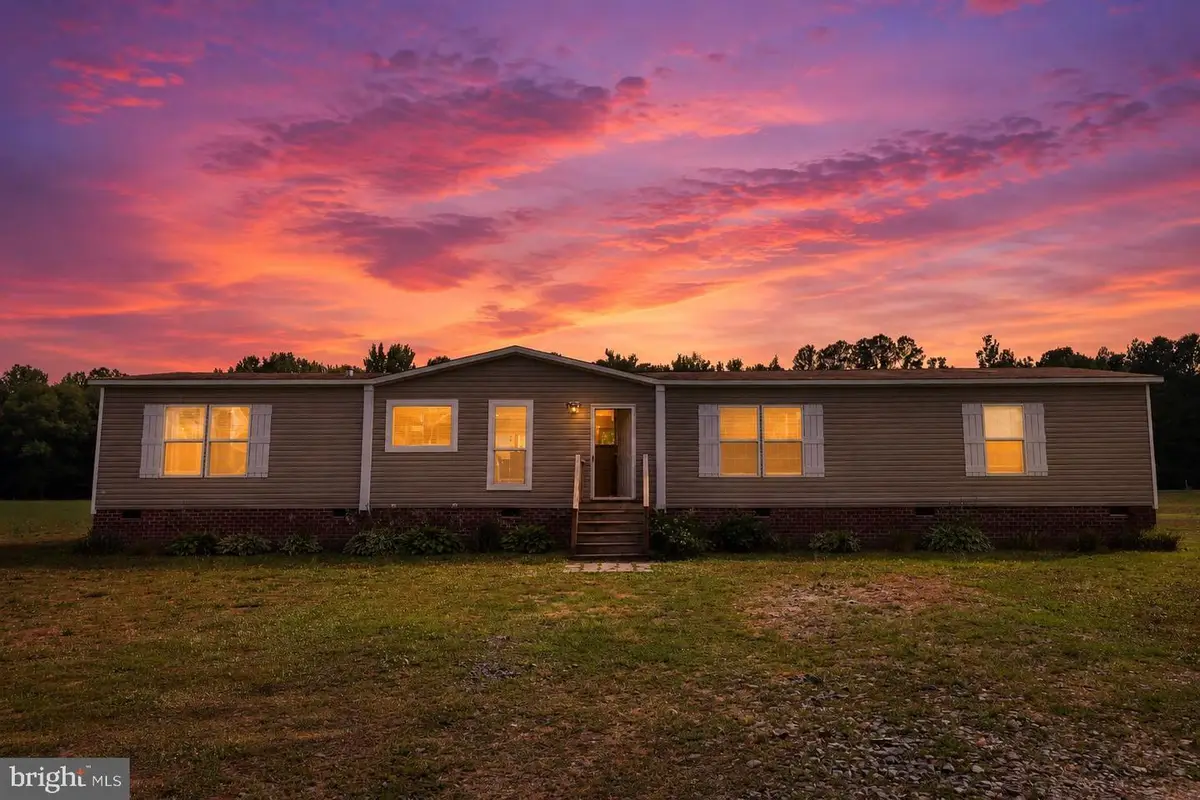353 Plunk Town Rd, Montross, VA 22520 - #1