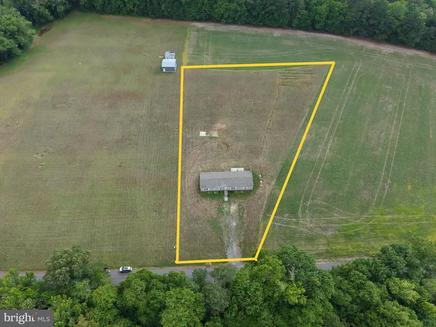 353 Plunk Town Rd, Montross, VA 22520 - #3