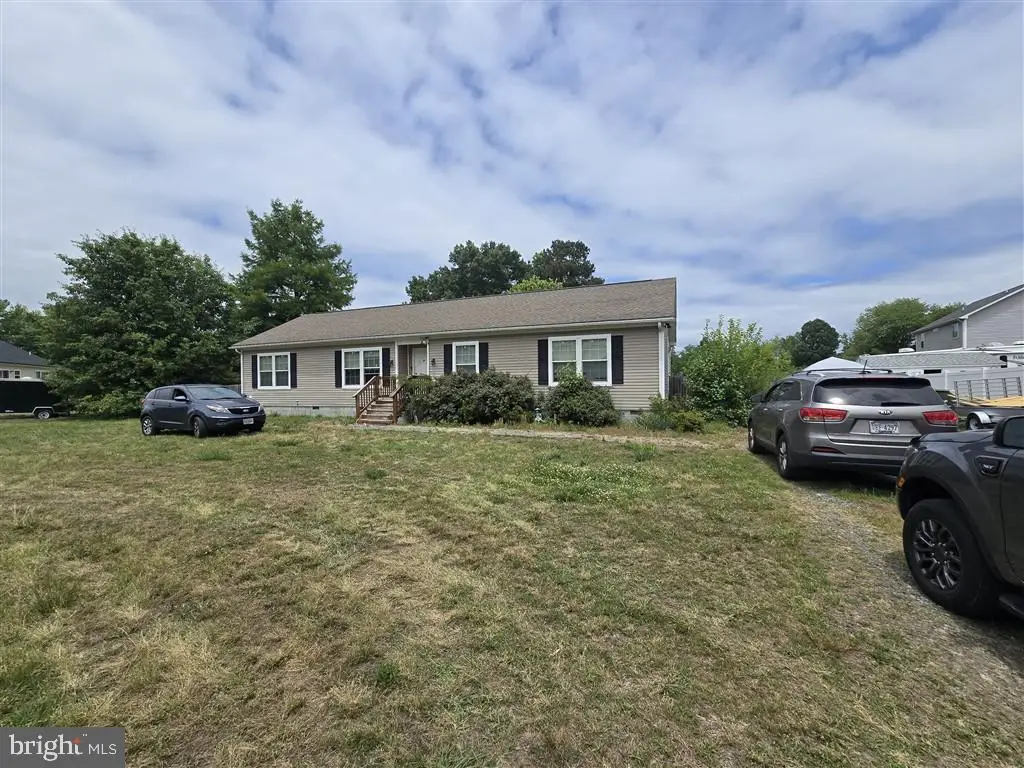 55 Latane Dr, Colonial Beach, VA 22443 - #1