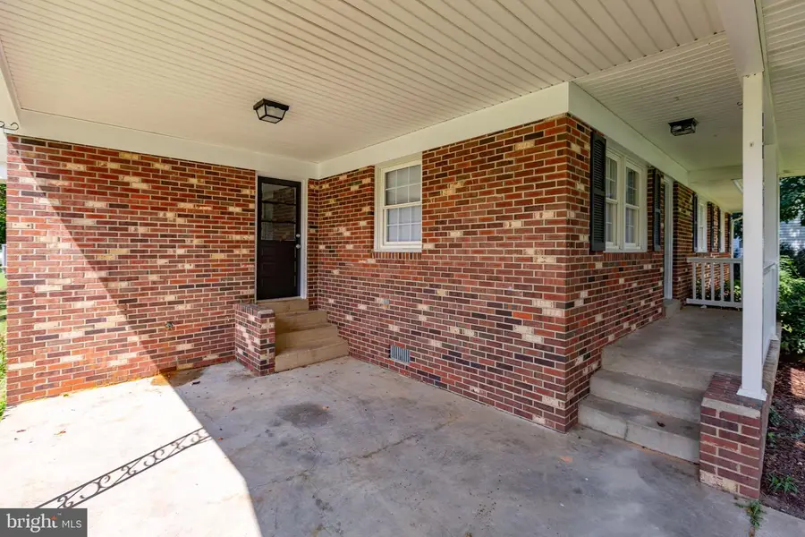 333 Santa Maria Ave, Colonial Beach, VA 22443 - #3