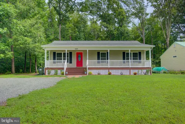1029 Mattox Ave, COLONIAL BEACH, VA 22443