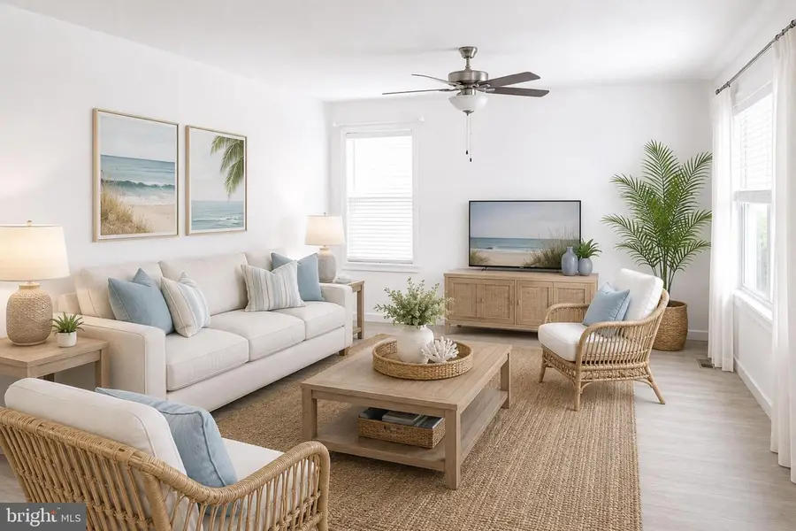 309 12th St, Colonial Beach, VA 22443 - #3