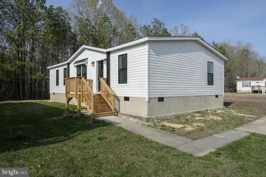 332 Morris Ln, Montross, VA 22520 - #2