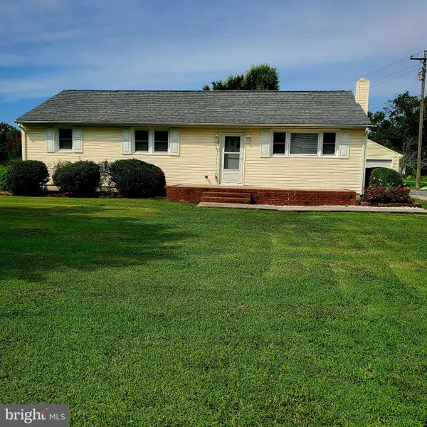 204 Chatham Village Rd, MONTROSS, VA 22520