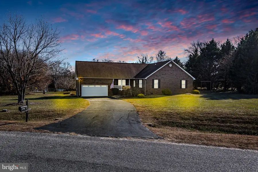 196 Matthews Cove Dr, Montross, VA 22520 - #3