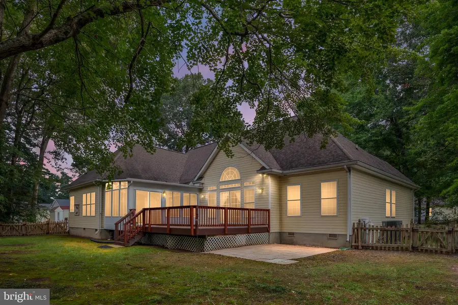 112 Stratford Cir, Colonial Beach, VA 22443 - #2