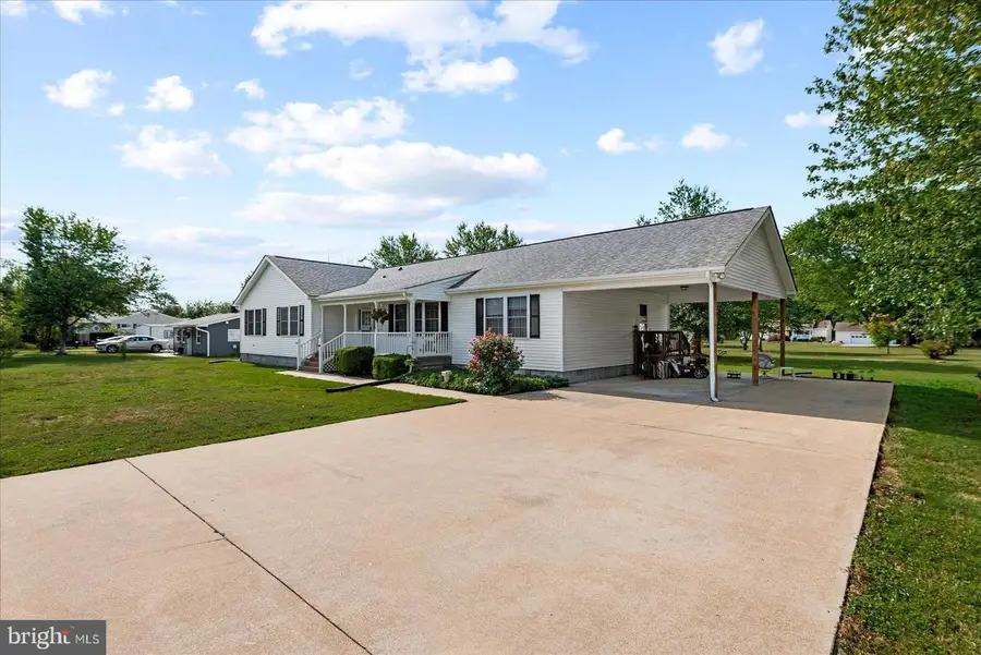 107 Bonnie Del Dr, Colonial Beach, VA 22443 - #2