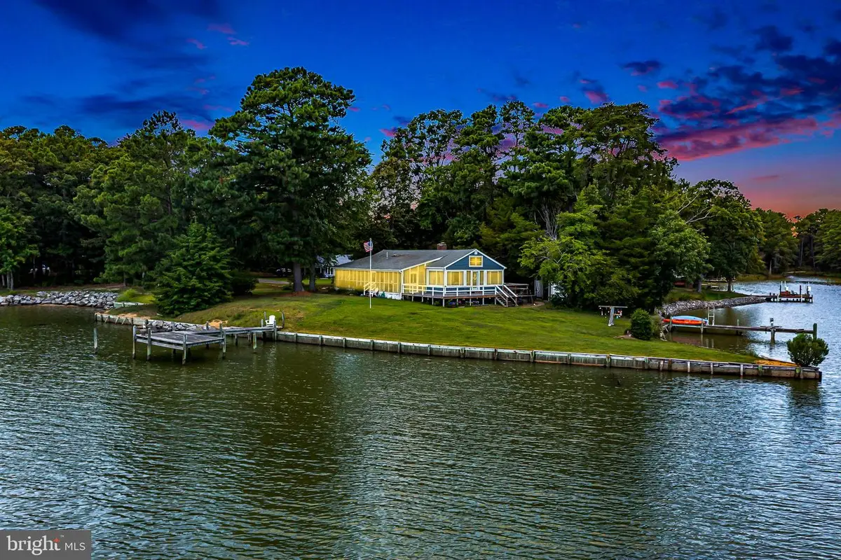 105 Washington Cir, Kinsale, VA 22488 - #1