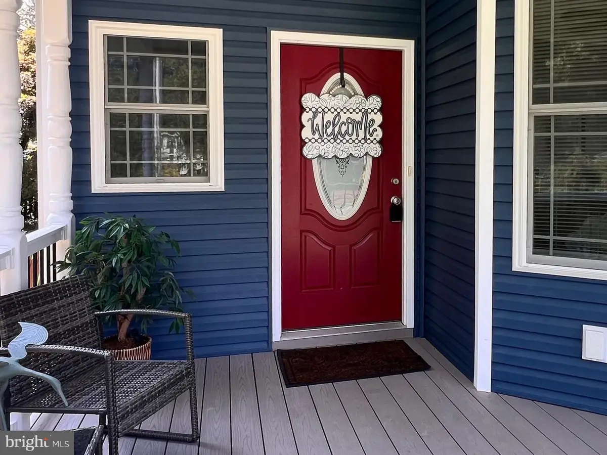 126 4th Street, Colonial Beach, VA 22443 - #1