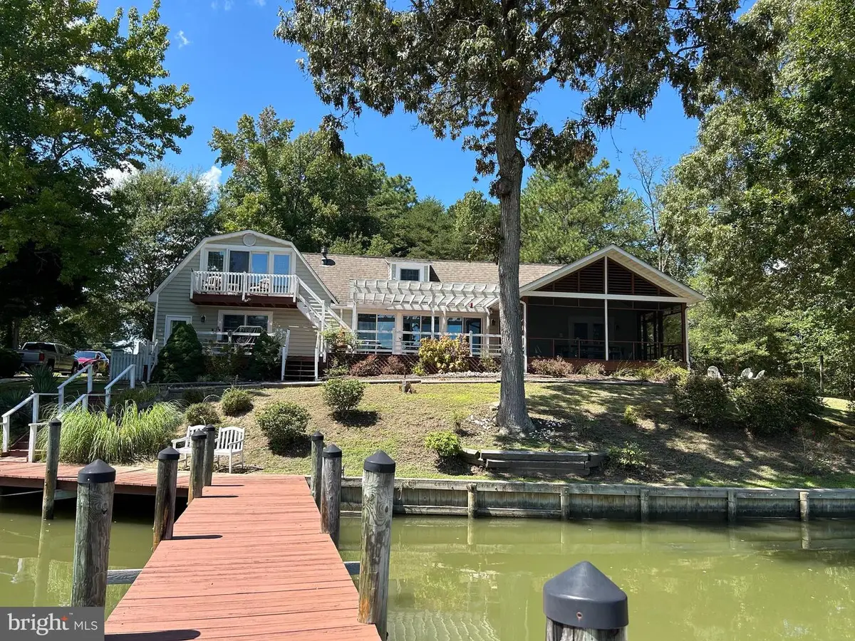 780 S Glebe Rd, Montross, VA 22520 - #1