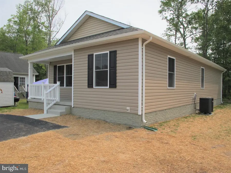 134 Wildwood Rd, Colonial Beach, VA 22443 - #2
